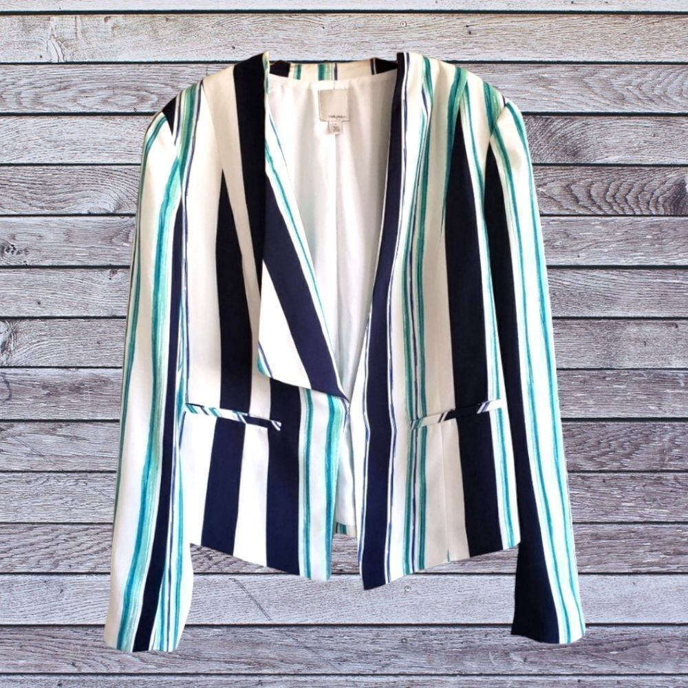 Halogen A- Symmetrical Striped Blazer